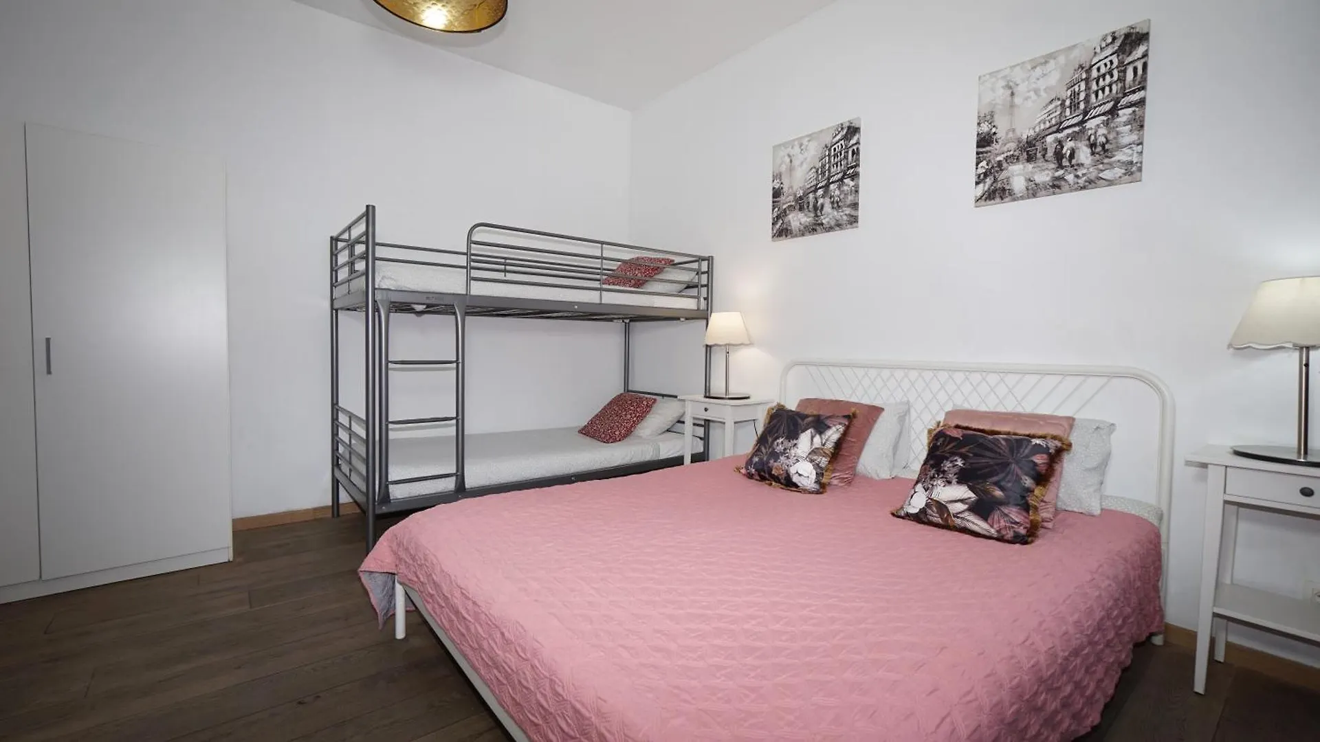 Brial Apartment 2 Bedrooms, Antwerp 0*,